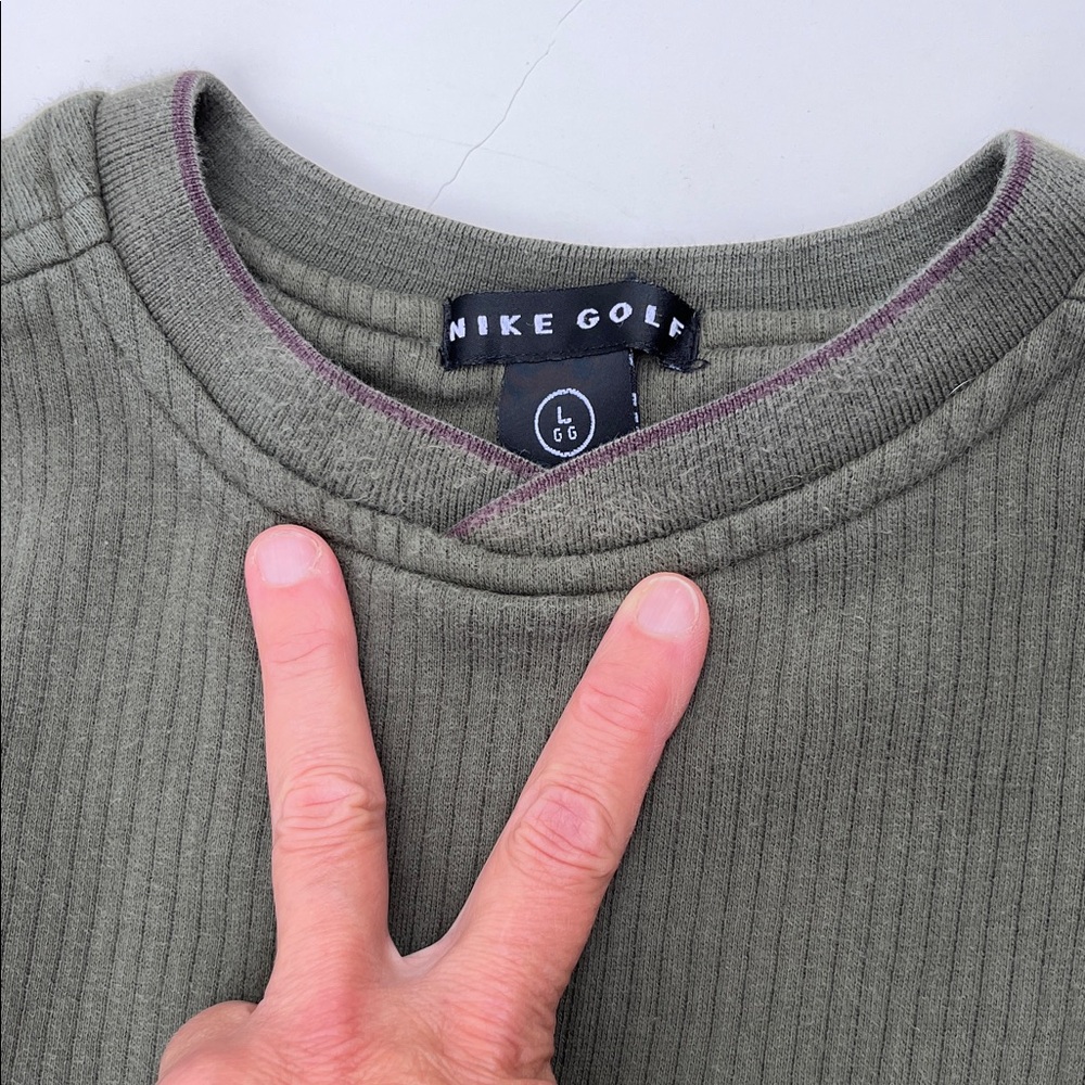 Nike Men's Sage Green Crewneck Sweatshirt - Picture 2 of 9